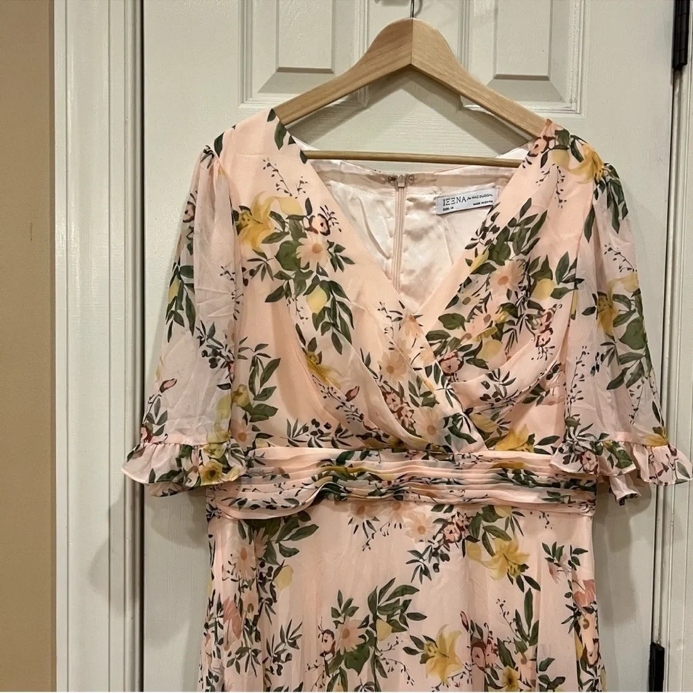 MAC DUGGAL Floral Print Chiffon A-Line Gown in Peach Multi Size US 14 NWOT